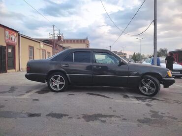 диски на мерседес w124: Yesqa W 124 kuza. 1991 ci il. 2.2 benzin 111 mator. Benzin serfiyati