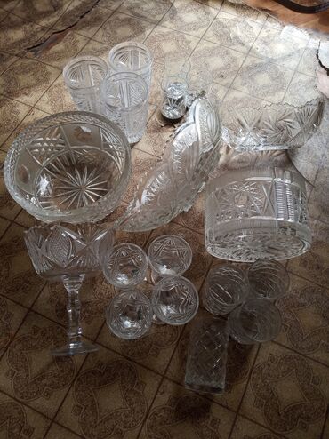 пластмассовая посуда в бишкеке: Хрусталь маленькие по250 больше 300