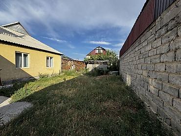 дом 5 соток: Срочно продаю двух этажный кирпичный дом +1 этажный дом, все на одном — 5