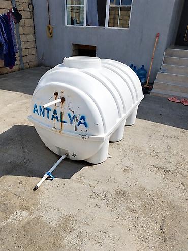 Bak, Plastik, 1000 l l, İşlənmiş, Ünvandan götürmə