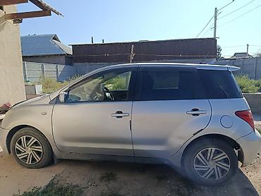 меняю машину: Toyota Ist: 2002 г., Автомат, Бензин, Хэтчбэк — 6