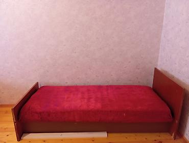 berde mebel: İşlənmiş, Təknəfərlik çarpayı, Bazalı, Matras ilə, Siyirməsiz — 1