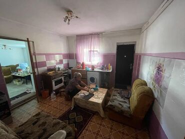 продаю дом кок жаре: Дом, 130 м², 6 комнат, Собственник, Старый ремонт