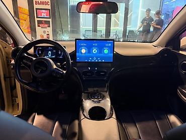 BYD: BYD E2: 2023 г., Автомат, Электромобиль, Кроссовер — 6