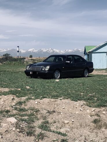 rf 2: Mercedes-Benz E 230: 1997 г., 2.3 л, Автомат, Бензин, Седан