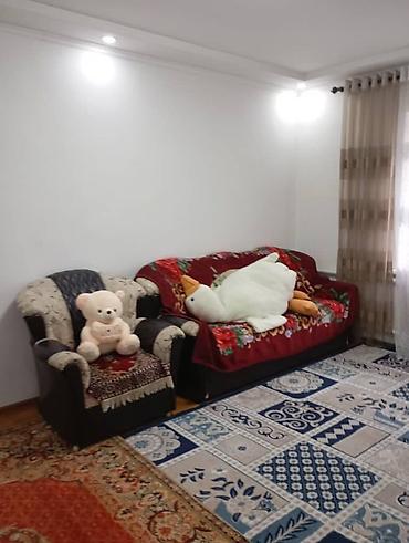 дом ынтымак: Продаю 3-комнатный дом Адрес: с. Ленинское Этаж: 1 Площадь дома: 90 м2 — 4