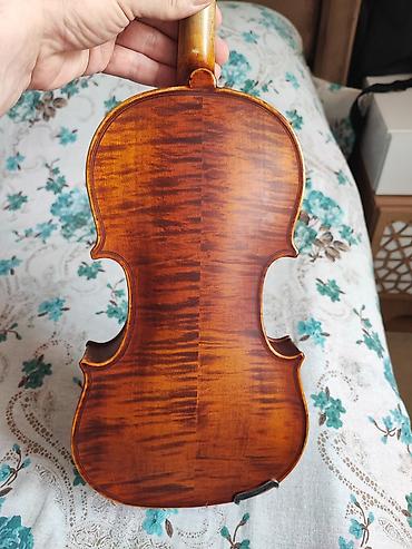 gitara simləri: Skripka – PARTITA modeli - Korpus: şaquli illikləri aydın görünən — 1