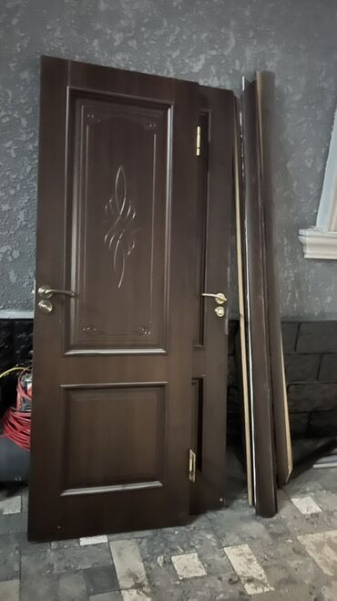 мебель на заказ из массива: Межкомнатная глухая дверь, МДФ, Двустворчатая, цвет - Коричневый, x 85 см