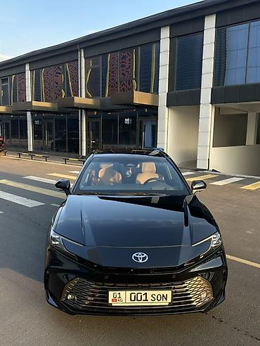 corolla s: Toyota Camry: 2024 г., 2.5 л, Автомат, Бензин, Седан — 1