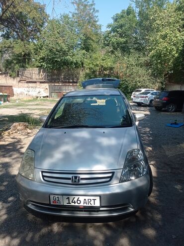 я ищу хонда стрим: Honda Stream: 2001 г., 2 л, Автоматические, Бензин, Минивэн