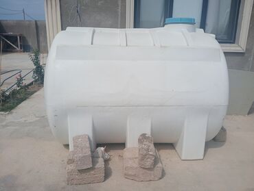 Baklar və çənlər: Bak, Plastik, 5000 l l, Yeni