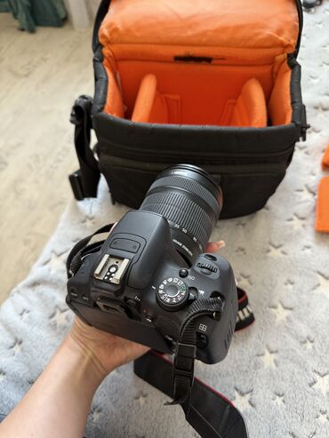 фото камера: Продаю камеру Canon 700 d Есть все + в подарок сумка. Пользовалась