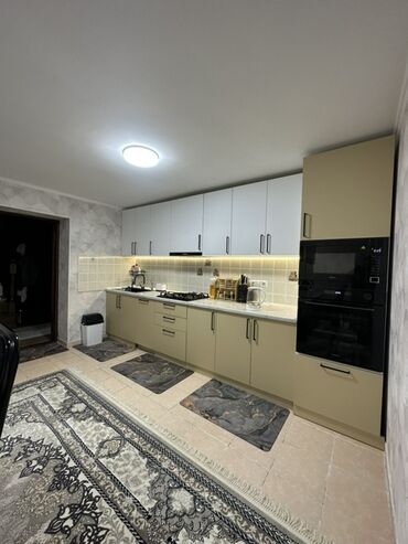 дом в алтын ордо: Дом, 260 м², 10 комнат, Собственник