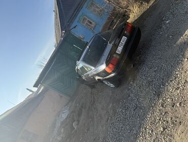 Audi: Audi A4: 1992 г., 2 л, Механика, Бензин, Седан — 12