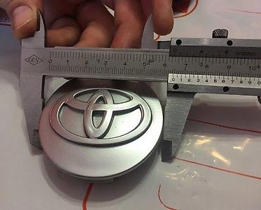 Gume i felne: ČEPOVI POKLOPCI ZA FELNE TOYOTA 3D 64 MM / 58 MM - SIVI | ORIGINALNI — 4
