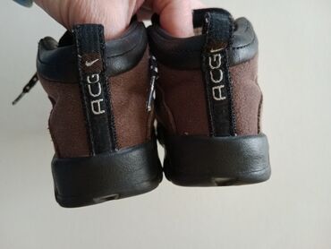 Gležnjače: Gležnjače, Nike, Veličina - 22 na lalafo.rs — 16 Gležnjače: Gležnjače, Nike, Veličina - 22 — 16