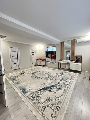 Продажа коттеджей и домов: Продается дом в районе Аламединского рынка, находится по адресу улица — 16