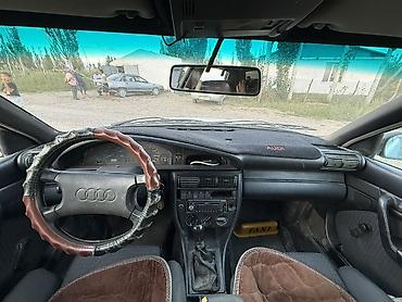 аудио касеты: Audi 100: 1991 г., 2 л, Механика, Бензин, Седан — 8