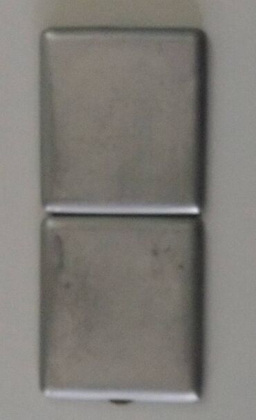 Upaljači i prateća oprema: Tabakera, Upotrebljenо na lalafo.rs — 8 Upaljači i prateća oprema: Tabakera, Upotrebljenо — 8