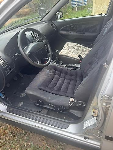 срочное: Mitsubishi Carisma: 1999 г., 1.8 л, Механика, Бензин, Седан — 4