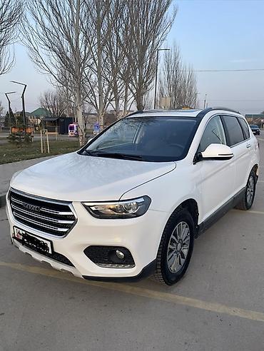 Другие автомобили: Haval H6, белый кроссовер Основные характеристики: - Бензиновый — 1