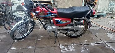 mitsubishi evo: Мотоцикл Honda CG125 (классический дорожный) - Двигатель: 4‑тактный — 4