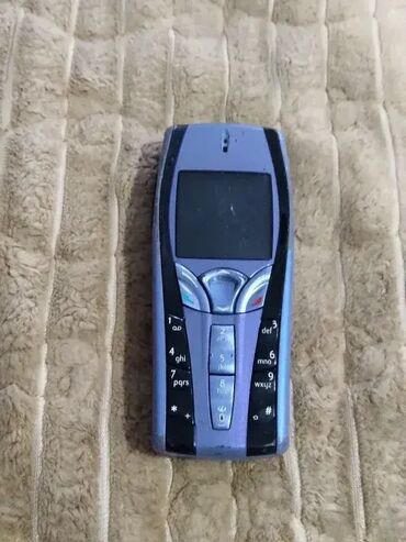 Nokia: Nokia 7610 — 12