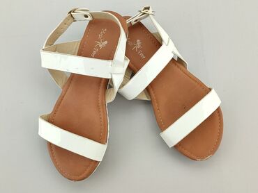 wojas beżowe sandały: Sandals 31, Used