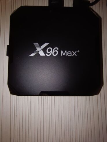 блок питания лабораторный: TV BOX X96MAX plus 4/32 (x3 процессор) установлен классный лаунчер