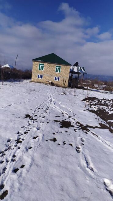 Bağ evlərinin satışı: Qəbələ, 130 kv. m, 5 otaqlı, Kombi, İşıq, Su — 2