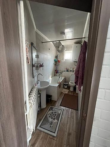 Продажа коттеджей и домов: Продаётся двухэтажный дом с благоустроенной территорией — 3