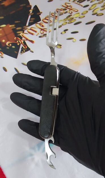 Digər içki üçün qablar: İçki qabı satılır, təzədir. Dəstinə daxildir: 1 ədəd İçki qabı, 1 ədəd — 8