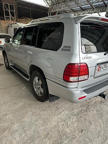 комбин: Lexus LX: 2006 г., Автомат, Бензин, Внедорожник — 2