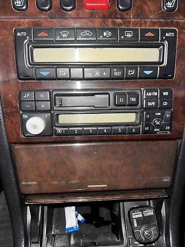 fm transmitter: Штатная магнитола Mercedes-Benz с кассетной декой и радио - — 1