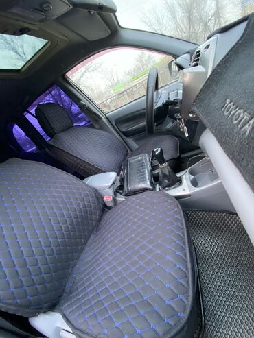 Toyota: Toyota RAV4: 2001 г., 1.8 л, Механика, Бензин, Кроссовер — 13