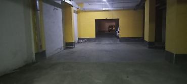 kiraye az: Qaraj 300 azn Azadlıq metrosu Yeni tikilinin qarajında.Aylıq İcarıyə — 9