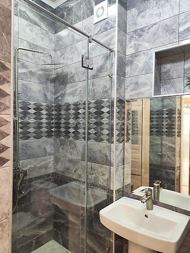 Долгосрочная аренда комнат: 90 м², С мебелью — 8