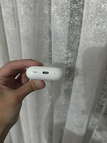 airpods pro 1: Apple AirPods 3 Pro simli/Naqilsiz Şarj Qutusu ilə - Model: AirPods — 4