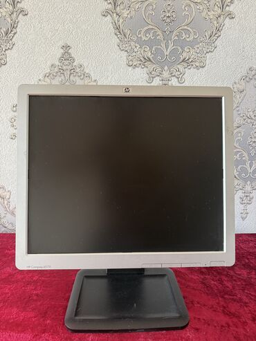 işlənmiş monitorlar: Hp Compaq LE1711
Endirim olacaq