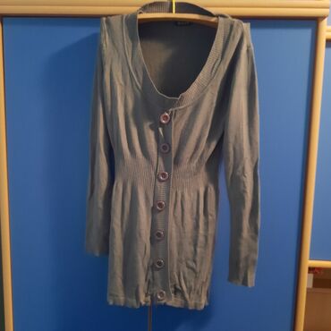 Ostala ženska odeća: Vel S i M
komad 300 din ili sve za 3500 din — 3