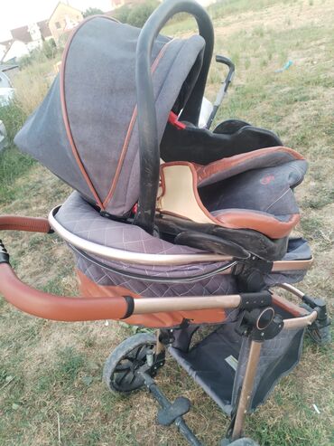 polovna cybex kolica: Na prodaju dečija kolica obadvoja za 10.000,moze i posebno.Kolica su