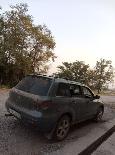 купить асфальтоукладчик бу: Mitsubishi Airtek: 2001 г., 2.4 л, Автоматтык, Бензин, Вэн/Минивэн