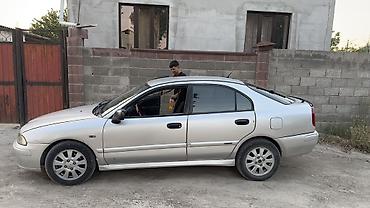 passat variant: Mitsubishi Carisma: 2001 г., 1.6 л, Механика, Бензин, Седан — 3