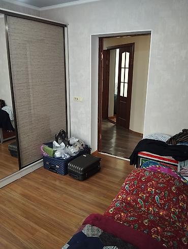 Продажа коттеджей и домов: Продаётся большой жилой дом с участком. участок 4,2 сот — 27