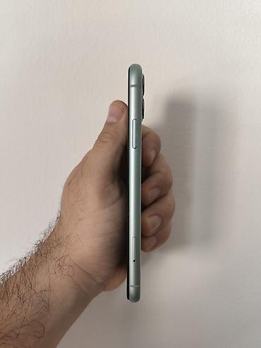 iphone хs: Iphone 11 mint sim free icloud free, sa 64 gb memorije. Telefon je — 2