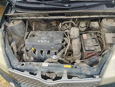 mini car: Toyota Yaris Verso: 2001 г., 1.3 л, Механика, Бензин, Минивэн — 8
