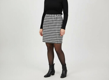 sukienka na drutach krok po kroku: Women`s skirt, size XL