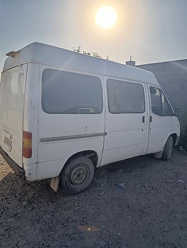 тралейбус матор: Ford Transit: 1990 г., 2 л, Механика, Бензин, Бус — 2