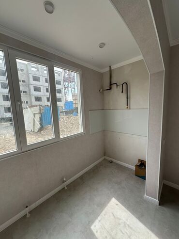 участок продажа бишкек: 2 комнаты, 55 м², 108 серия, 1 этаж, Евроремонт
