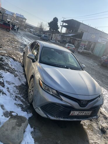 обмен на крассовер: Toyota Camry: 2019 г., 2.5 л, Автомат, Гибрид, Седан